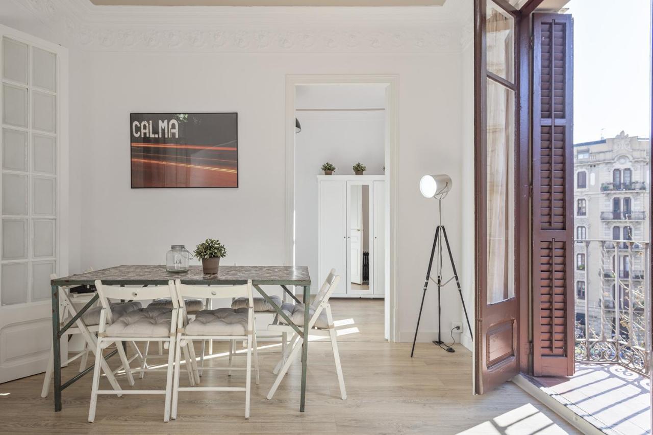 The White Flats Eixample Apartment Barcelona Exterior photo